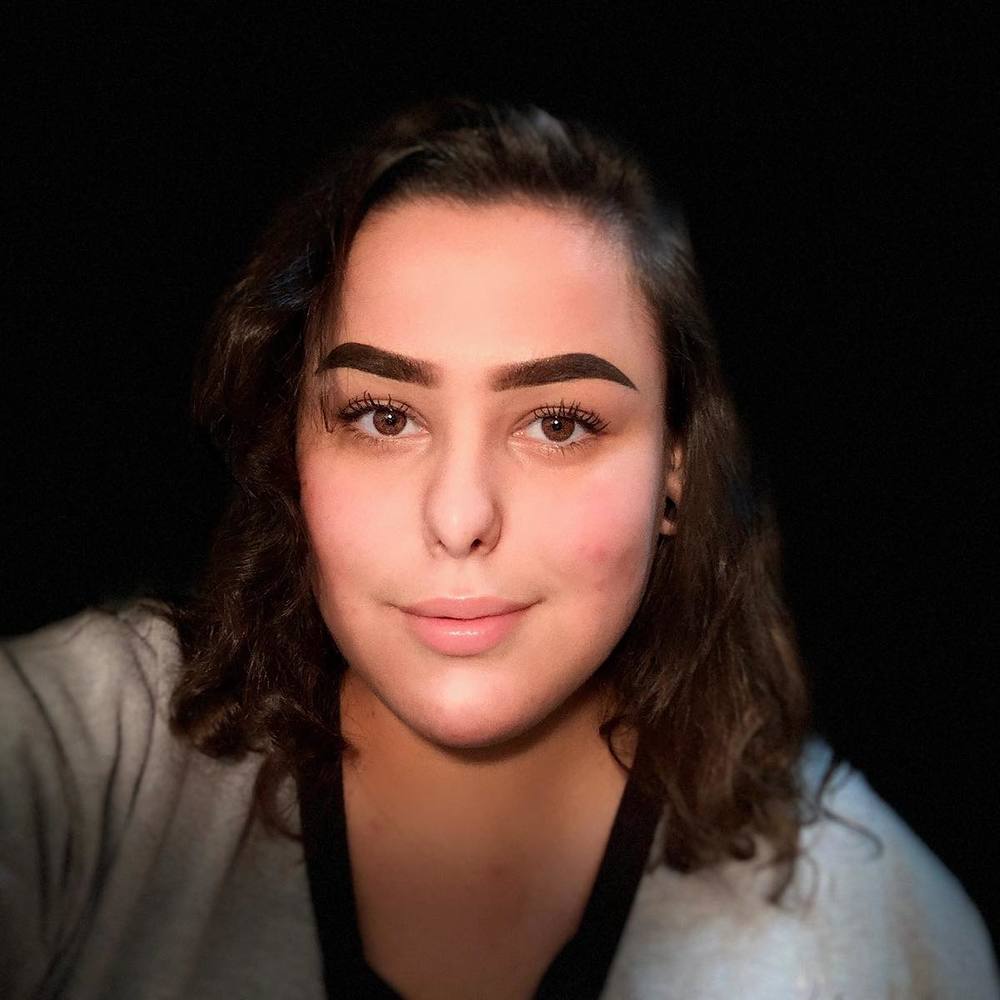 Meet your Posher, Amie